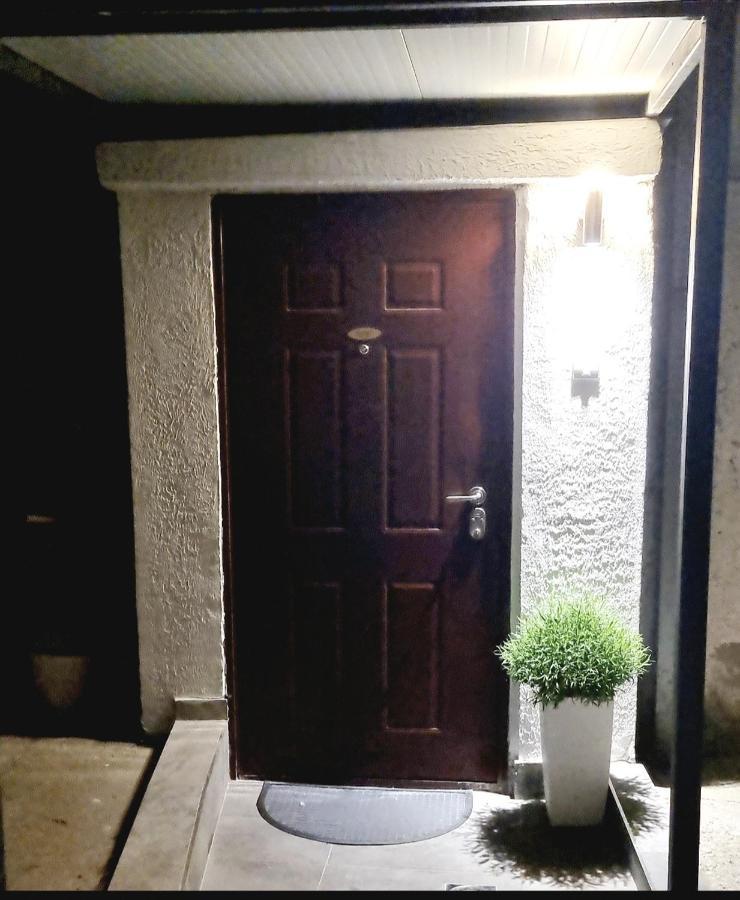 Hugo Old Town Apartment Belgrade Exterior photo