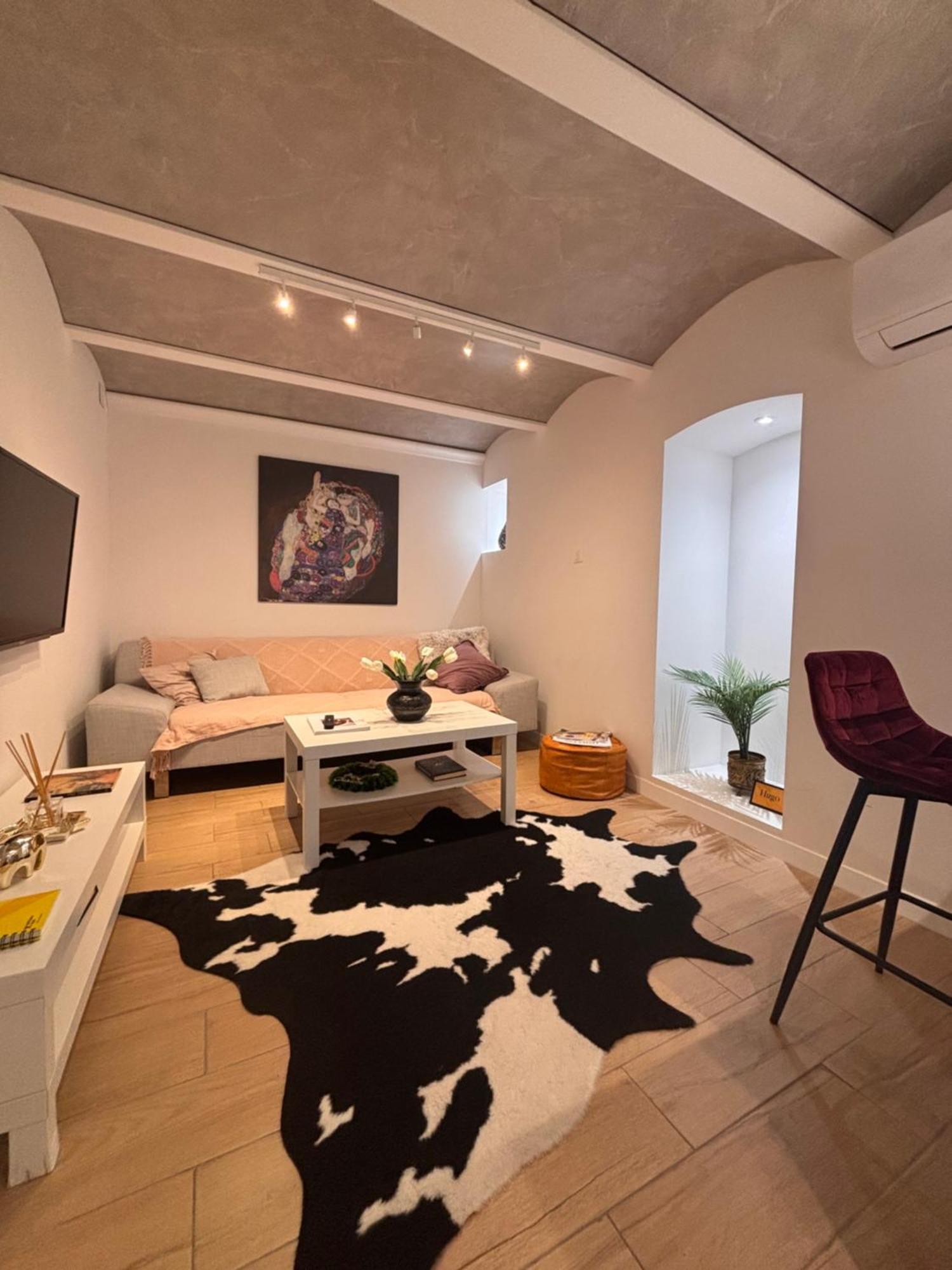 Hugo Old Town Apartment Belgrade Exterior photo